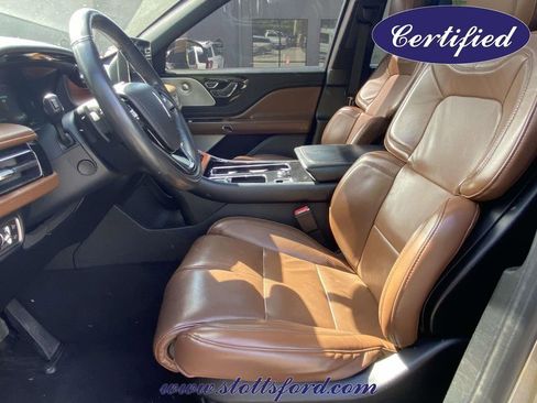 Used 2021 Lincoln Aviator Reserve w/ Equipment Group 201A RWD image 16