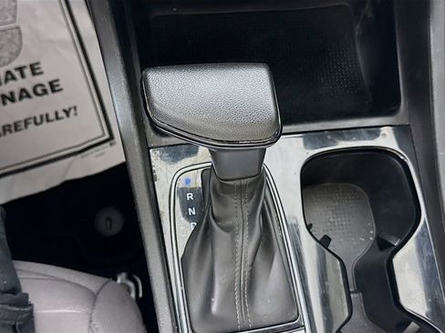 Used 2023 Hyundai Santa Cruz SE image 17