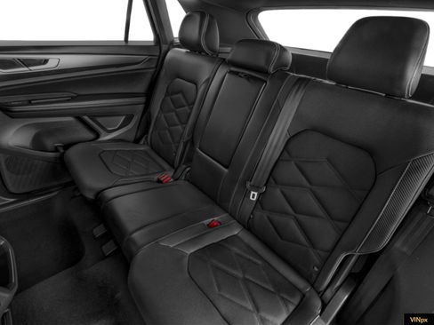 New 2026 Volkswagen Atlas Cross Sport SE image 11