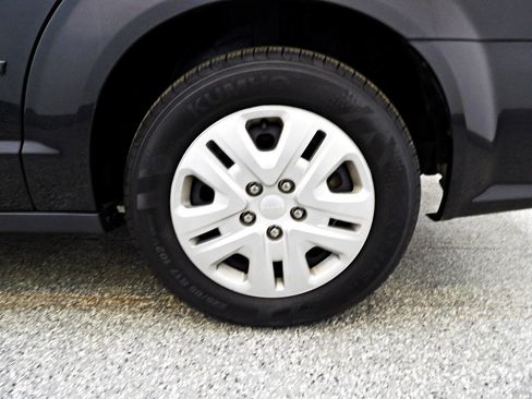 Used 2017 Dodge Grand Caravan SE w/ Power Window Group image 23