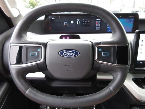 Certified 2025 Ford Expedition Max Active AWD/4WD image 14