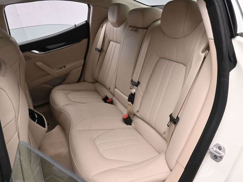 Used 2022 Maserati Ghibli Modena image 15