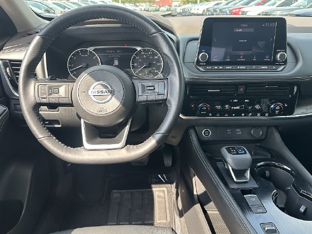 Used 2021 Nissan Rogue SL FWD image 16
