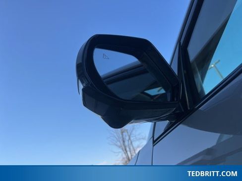 Used 2022 Hyundai Ioniq 5 Limited image 53