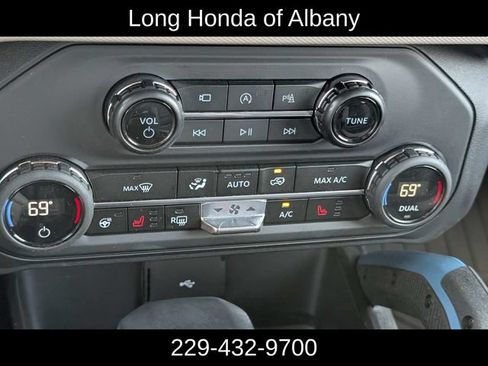 Used 2024 Ford Bronco Wildtrak AWD/4WD image 23
