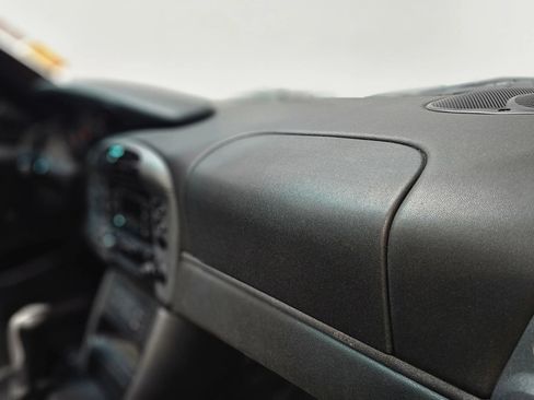 Used 1999 Porsche 911 GT3 RS image 38