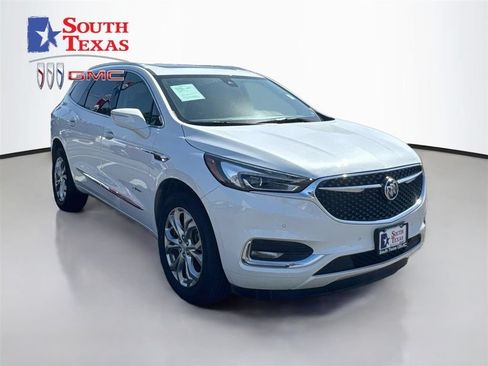 Used 2020 Buick Enclave Avenir w/ Avenir Technology Package FWD image 1