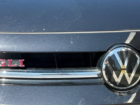 Used 2025 Volkswagen Jetta GLI Autobahn FWD image 37