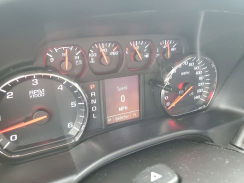 Used 2018 GMC Sierra 1500 Extended Cab Pickup image 20