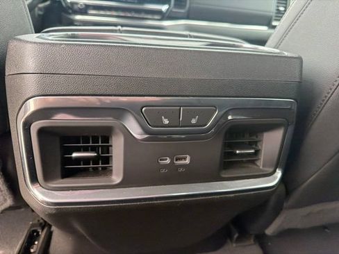 Used 2024 Chevrolet Silverado 2500 LTZ w/ LTZ Convenience Package AWD/4WD image 20