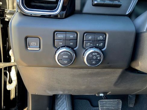 Certified 2023 GMC Sierra 1500 Denali w/ Technology Package image 33