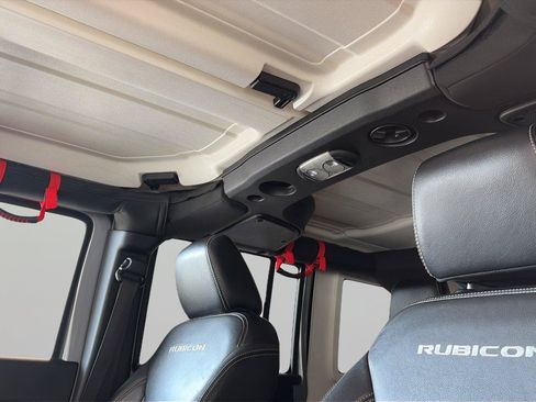 Used 2016 Jeep Wrangler Unlimited Rubicon w/ Dual Top Group AWD/4WD image 16
