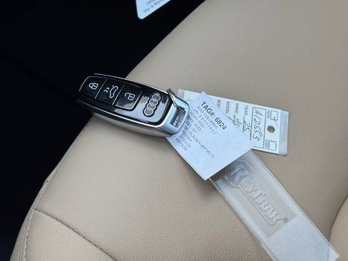 Used 2025 Audi Q7 3.0T Premium w/ Convenience Package image 35