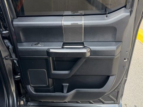 Used 2018 Ford F150 Raptor w/ Equipment Group 802A Luxury image 24