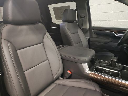 New 2026 GMC Sierra 1500 Elevation w/ Elevation Premium Package image 10