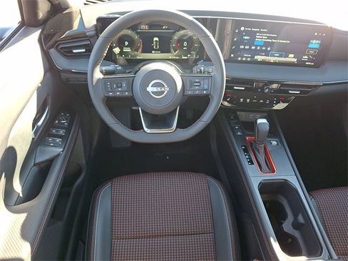 New 2026 Nissan Kicks SR w/ Cold Weather Package image 2