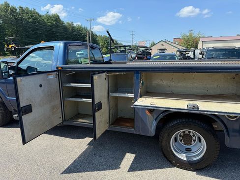 Used 2016 Ford F350 XL w/ Power Equipment Group RWD image 10