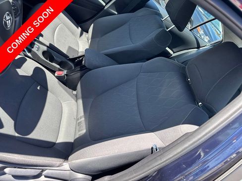 Used 2021 Toyota Corolla LE FWD image 14