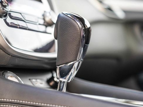 Used 2024 Nissan Murano SV w/ SV Midnight Edition Package image 24