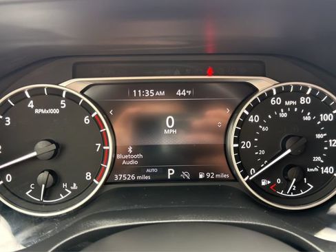 Used 2023 Nissan Rogue SL AWD/4WD image 16