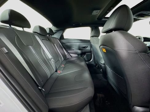 New 2026 Hyundai Elantra SEL Sport image 29