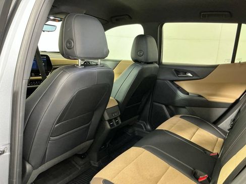 Used 2025 Chevrolet Equinox ACTIV w/ Safety and Technology Package FWD image 24