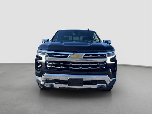 Used 2023 Chevrolet Silverado 1500 LTZ w/ LTZ Convenience Package II image 2