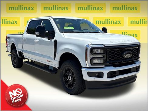 New 2026 Ford F250 Lariat w/ Black Appearance Package AWD/4WD image 1