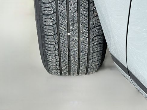 Used 2026 Land Rover Range Rover Evoque S AWD/4WD image 43