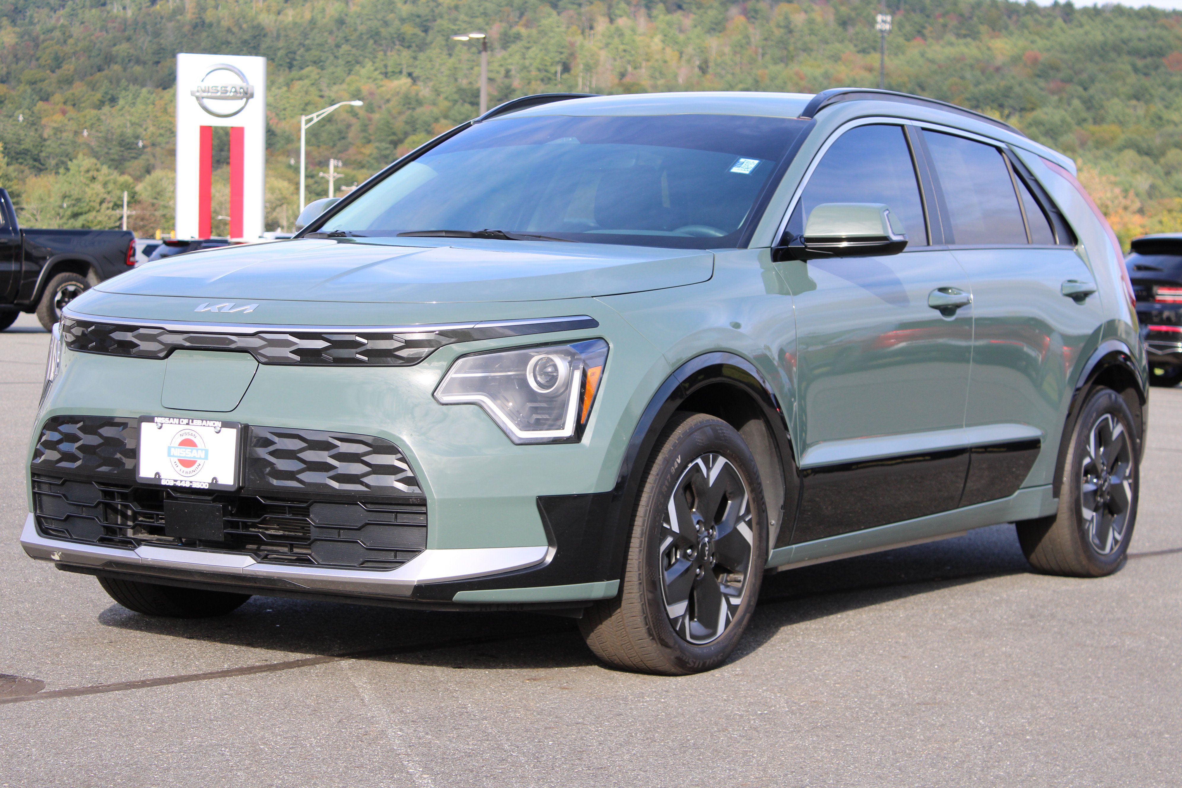 Used 2024 Kia Niro Wind w/ Wind Preserve Package FWD image 1