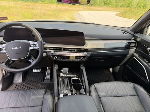 Certified 2025 Kia Telluride SX Prestige X-Line AWD/4WD image 19