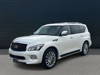 Used 2017 INFINITI QX80 4WD w/ Deluxe Technology Package