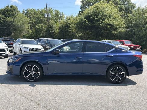 Used 2024 Nissan Altima 2.5 SR AWD/4WD image 19
