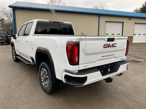 Certified 2022 GMC Sierra 2500 AT4 image 5