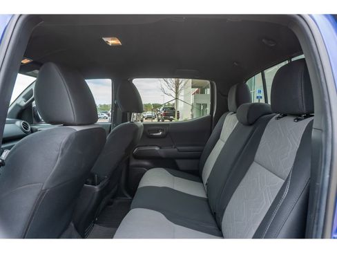 Used 2023 Toyota Tacoma TRD Sport AWD/4WD image 13