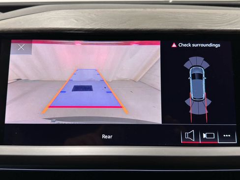 Used 2023 Audi Q4 e-tron Premium w/ Convenience Package image 35