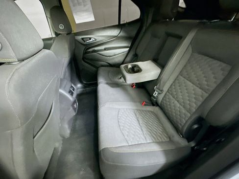 Used 2018 Chevrolet Equinox LT image 26