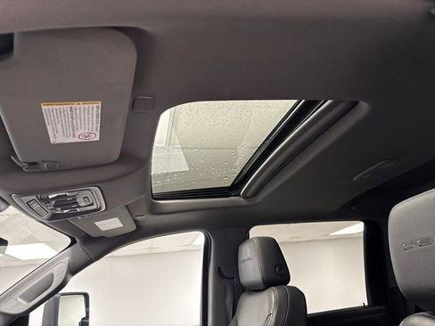 Used 2022 GMC Sierra 2500 Denali w/ Technology Package image 14