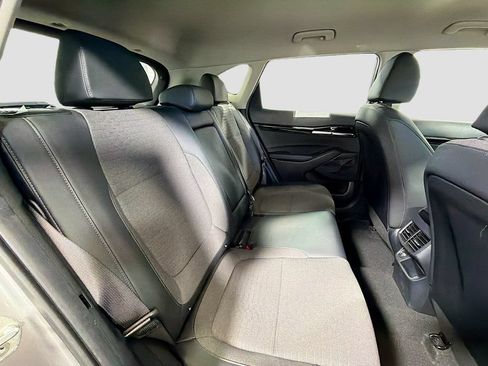 Used 2022 Kia Seltos S AWD/4WD image 29
