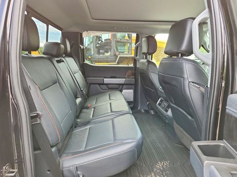 Used 2022 Ford F150 Lariat w/ Equipment Group 502A High AWD/4WD image 7
