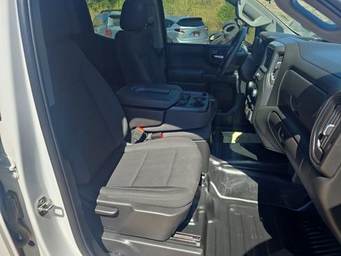 Used 2024 Chevrolet Silverado 1500 W/T w/ WT Fleet Convenience Package AWD/4WD image 10