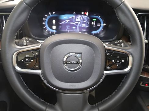Used 2023 Volvo XC60 T8 Plus AWD/4WD image 35