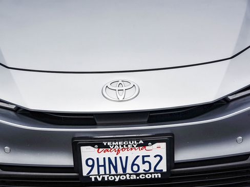 Used 2023 Toyota Prius LE image 13