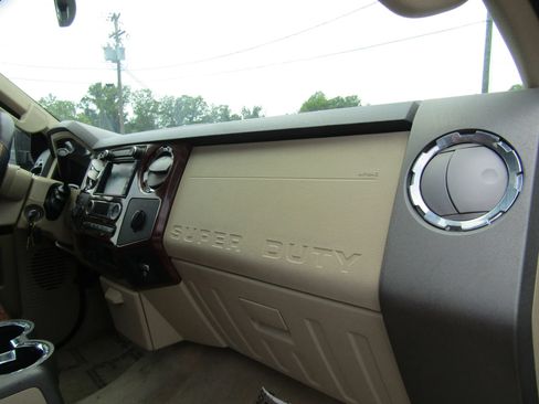 Used 2009 Ford F250 King Ranch AWD/4WD image 22