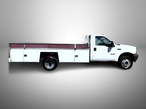 Used 2004 Ford F550 4x4 Regular Cab Super Duty image 4