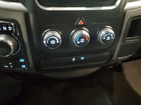Used 2019 RAM 1500 Express w/ Express Value Package AWD/4WD image 19