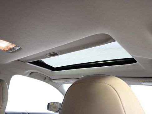 Used 2022 Subaru Outback Limited XT image 17