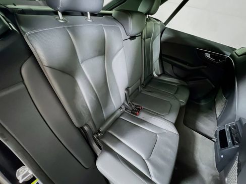 Used 2019 Audi Q8 image 28