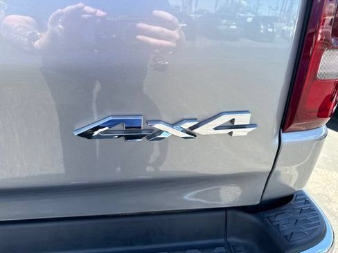 Used 2021 RAM 1500 Laramie AWD/4WD image 10