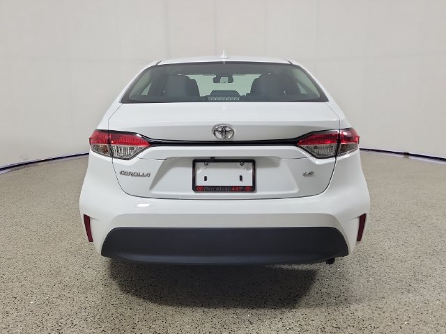 Used 2024 Toyota Corolla LE FWD image 6